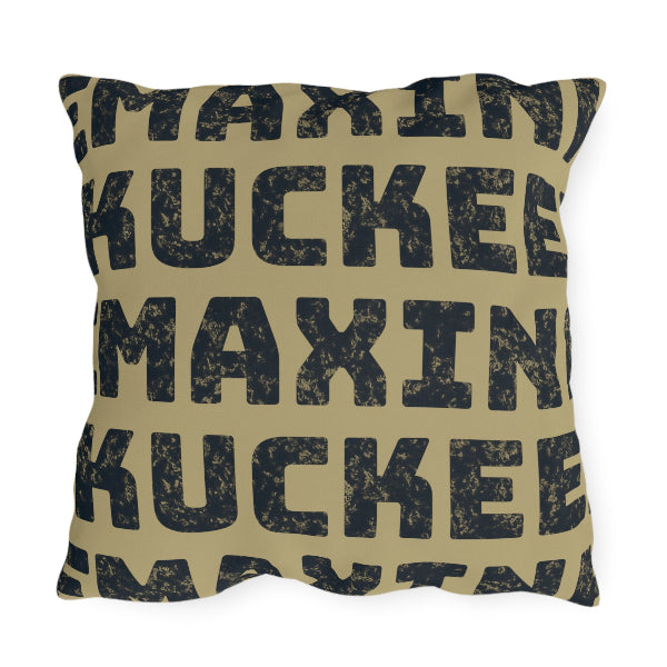 back of square pillows